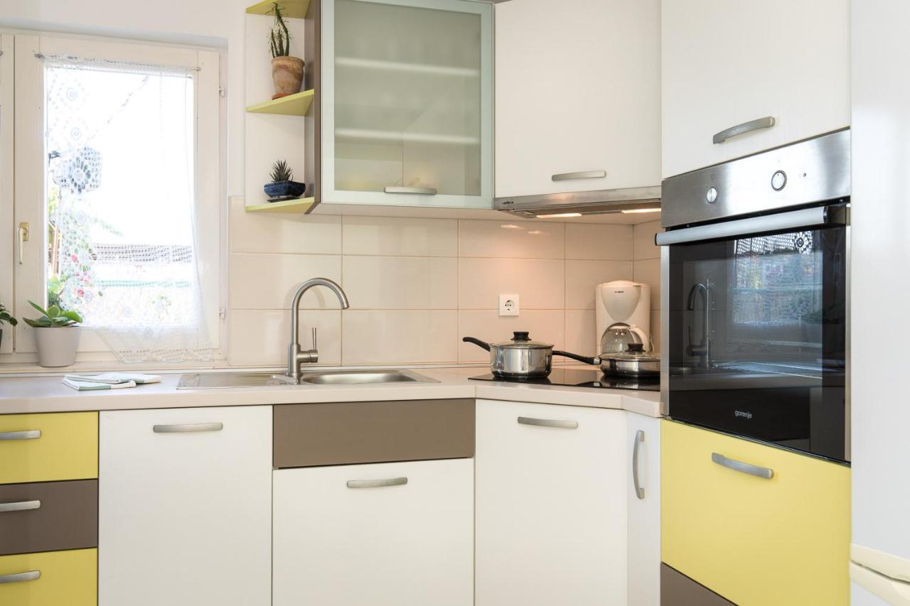 Beach Apartment Krk Town Eksteriør bilde